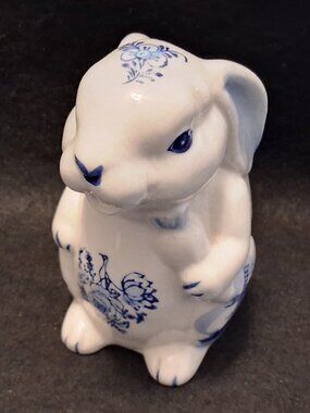 Vintage Delft Blue & White Bunny Rabbit Creamer Figurine w/Dutch Windmill Image